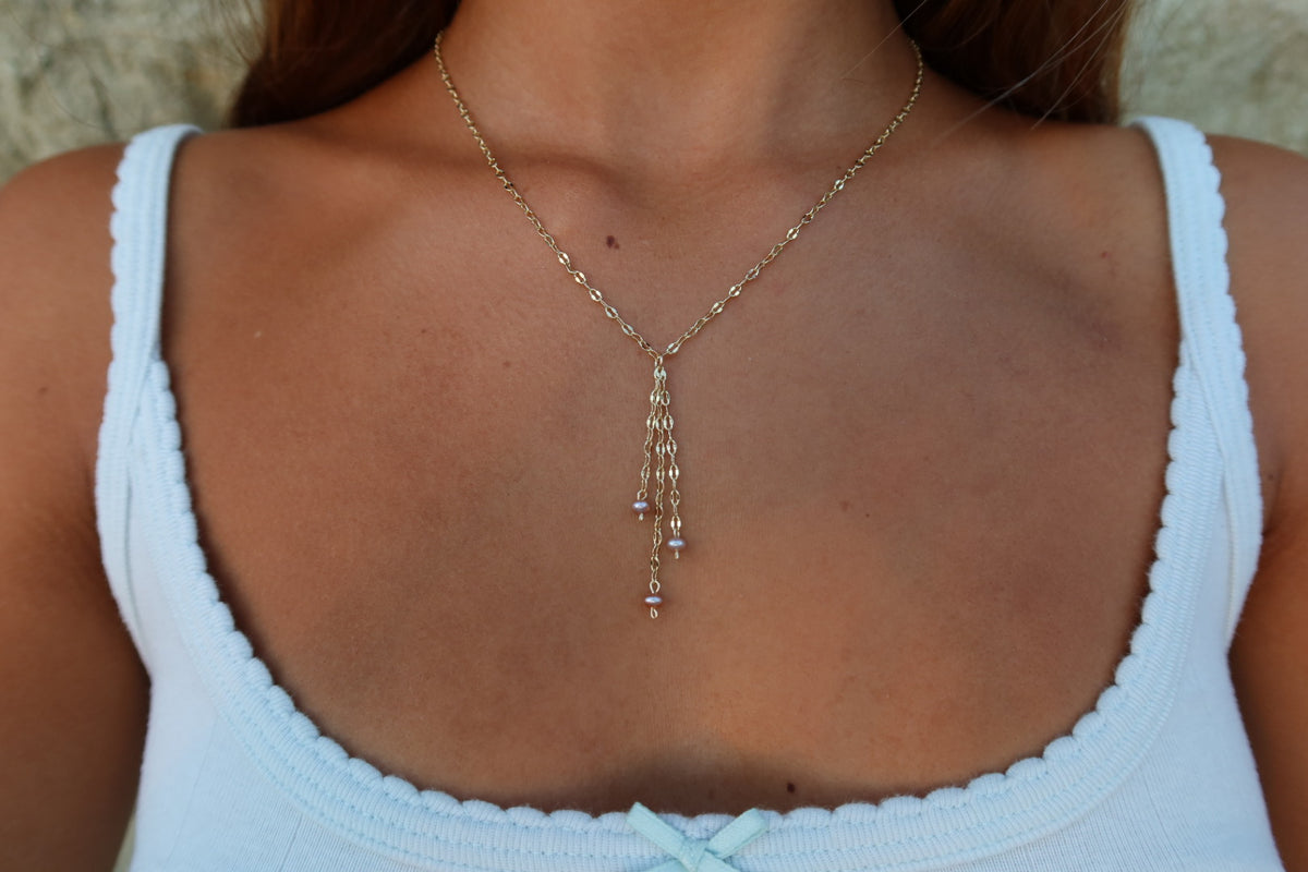 Falling pink pearls