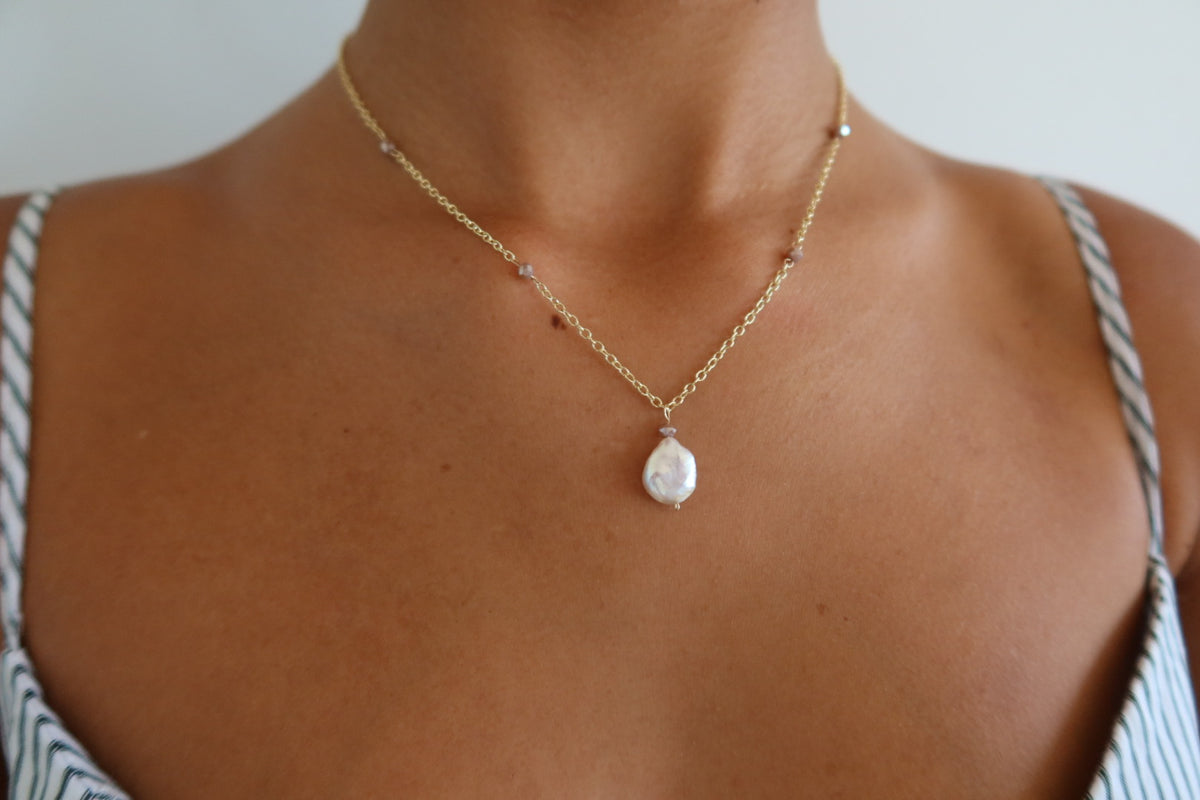 Beaded pearl necklace