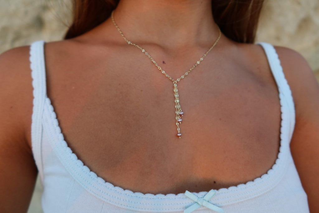 Falling pink pearls